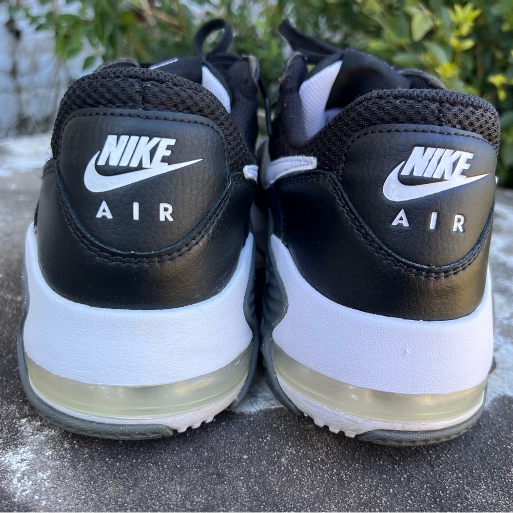 Nike Air Max Excee Womens Sneakers Black/White-Dark Grey Size 11 CD4165-001 - Picture 7 of 16